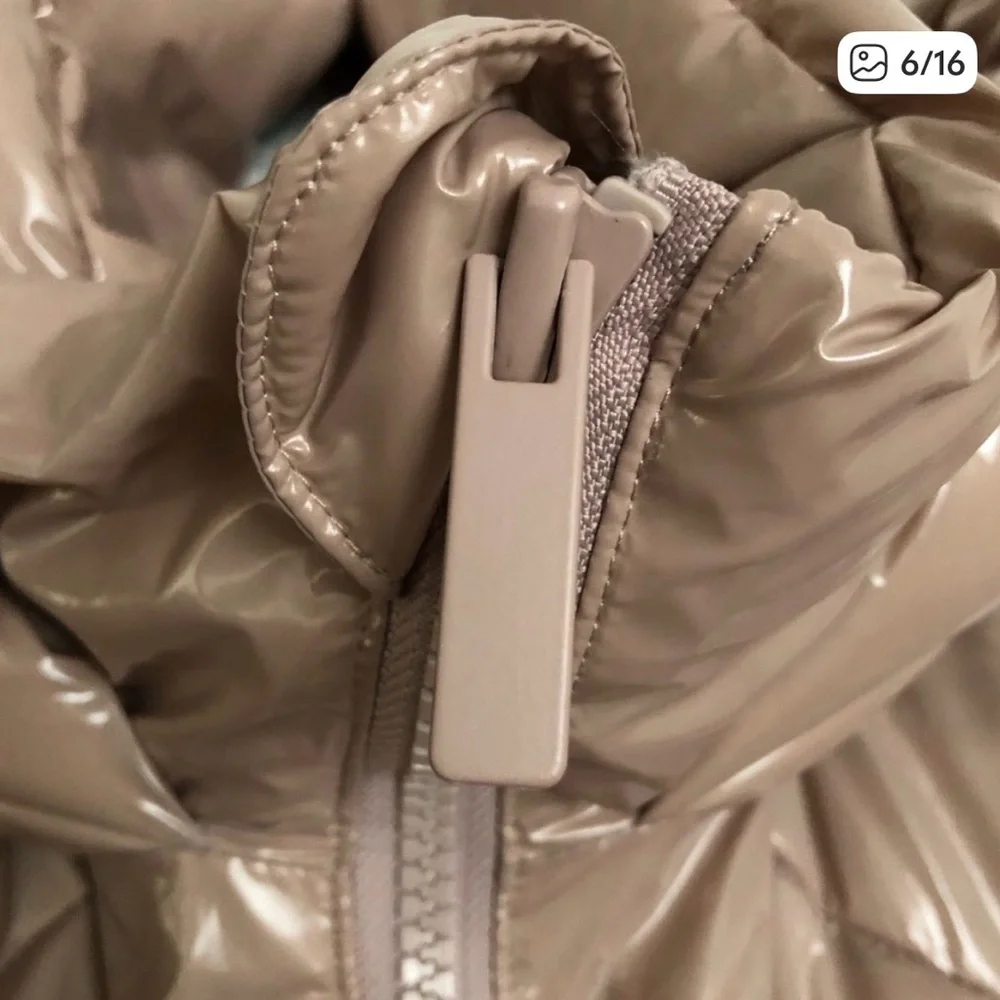 ALO Yoga Quilted Hooded Puffer Coat in Pale Pink